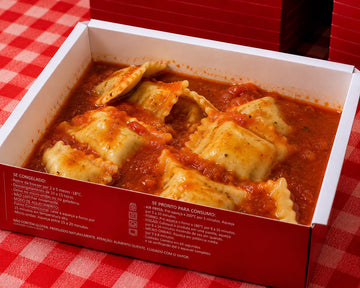 Ravióli carne ao molho sugo